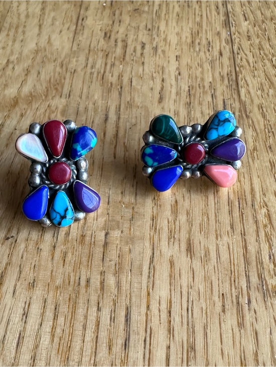 Handmade Jewelry - Vintage Navajo multi gemstone sterling silver stud earrings